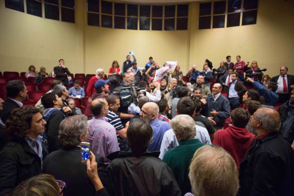 Apología al escrache escrache