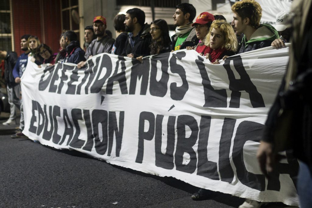 “Se está montando una ingeniería de recolonización ideológica a través de la educación” Leandro Guidii (10)