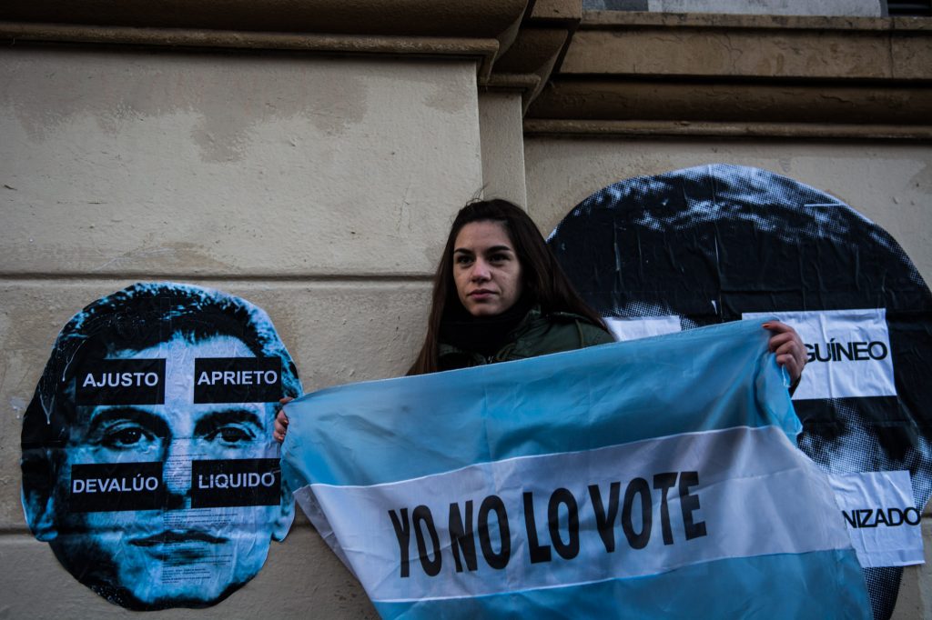 “Volver al mundo” o la ruta de la deuda externa consolidada tade8