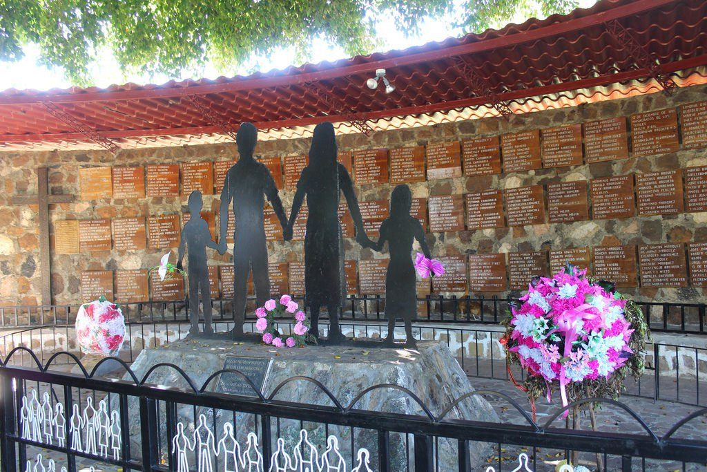 El Salvador. Se abre el camino a la verdad y justicia photo5001620378791028667