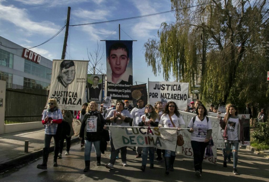 photo5161295859718137894