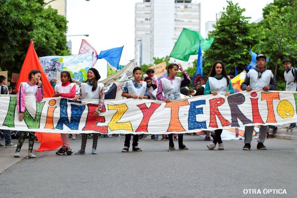 La Niñez no se ajusta: “Un país que hipoteca su niñez, hipoteca su presente e hipoteca su futuro” WhatsApp Image 2018-09-27 at 17.58.51