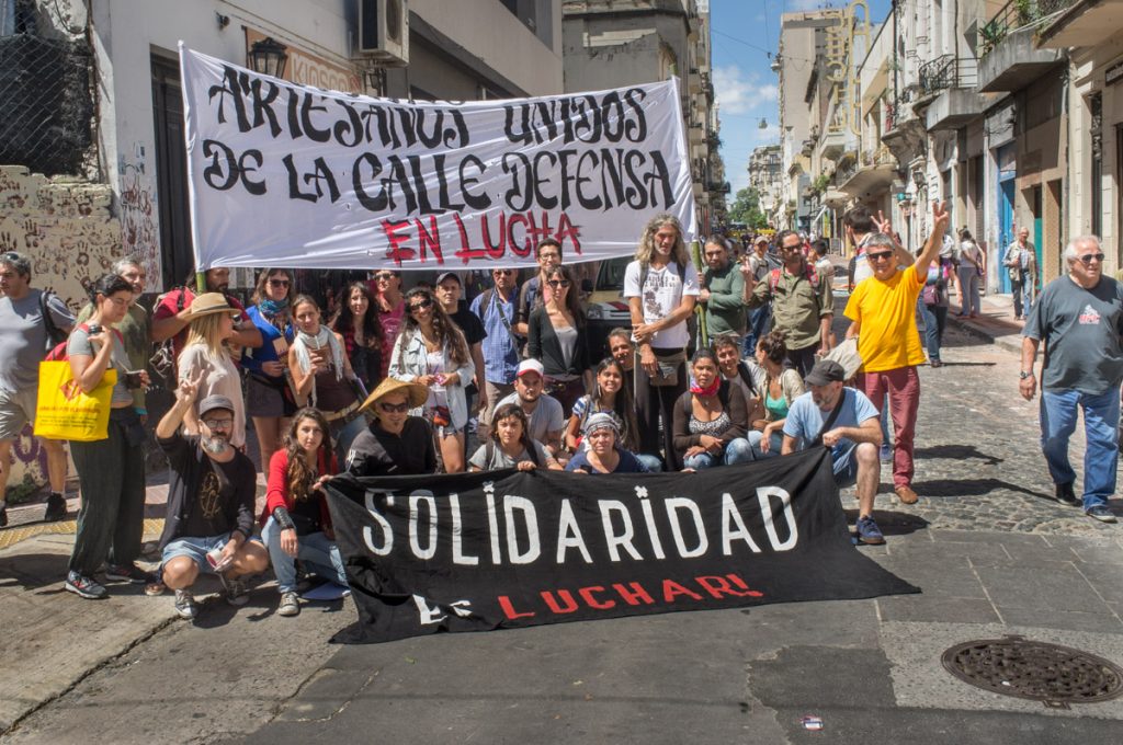 Asociación de artesanos de San Telmo en conflicto