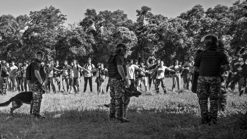 Córdoba: Elección del rectorado en la UNC, o la aplicación de la contrarreforma Contrareforma-Universitaria08-POLICIA