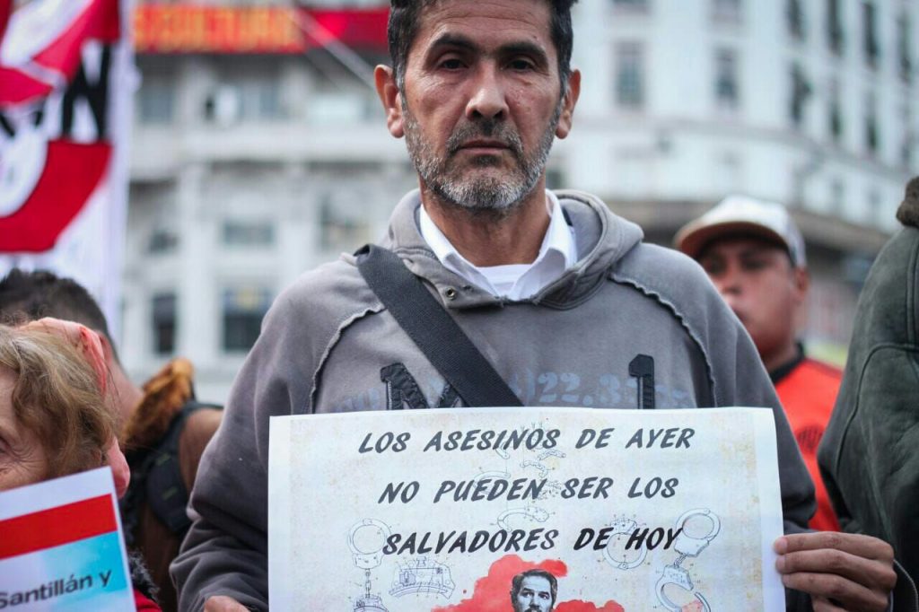 photo5042039469905127423