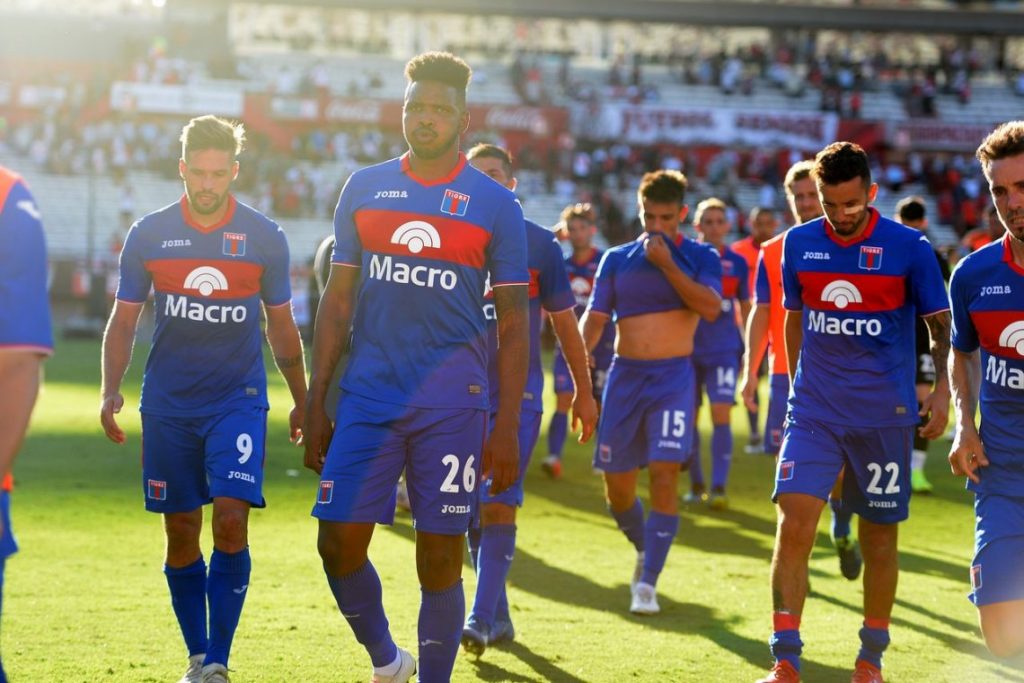 Apuntes sobre la fugacidad y el descenso tigre