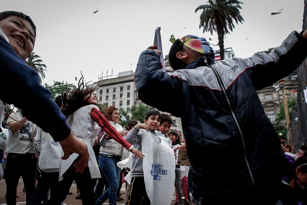 No es lo mismo: debates sobre el trabajo infantil en perspectiva niña WhatsApp Image 2019-06-26 at 14.29.36