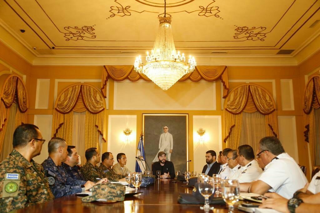 photo4965287120130385998