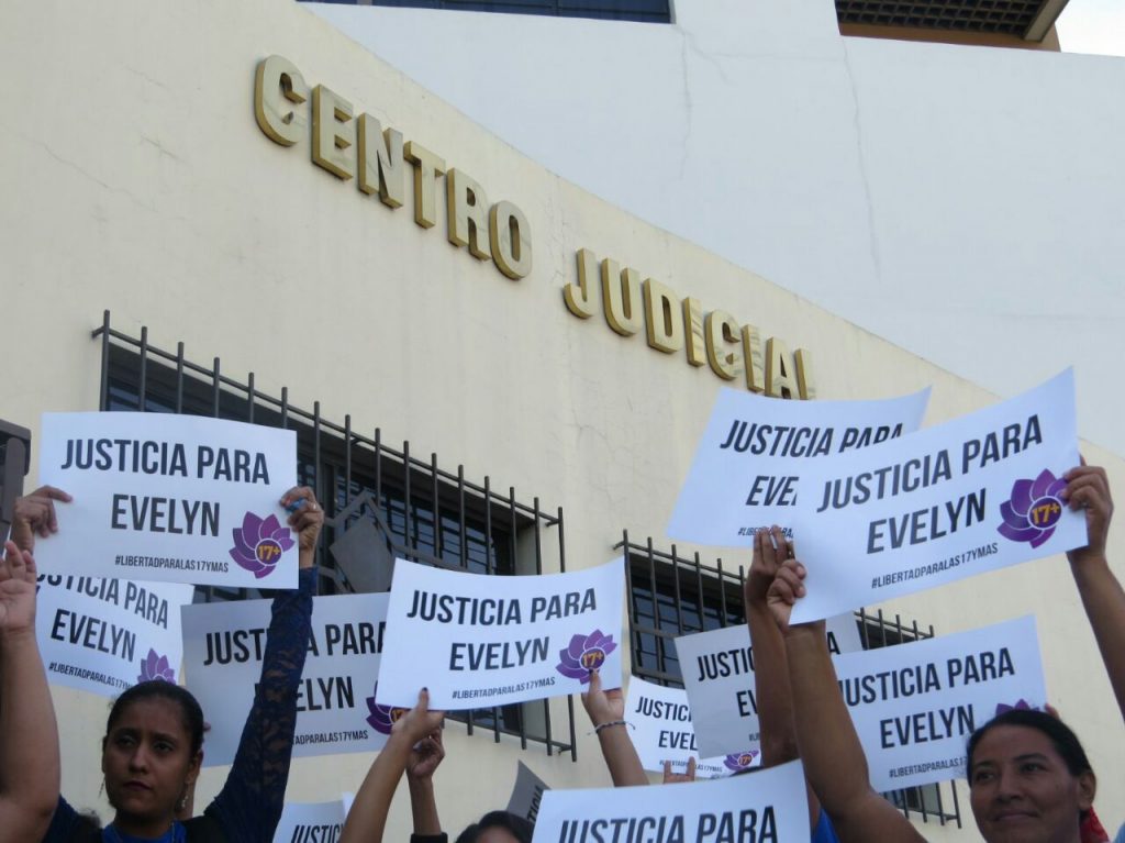 El Salvador: una Fiscalía machista y criminal photo5103004112605259832