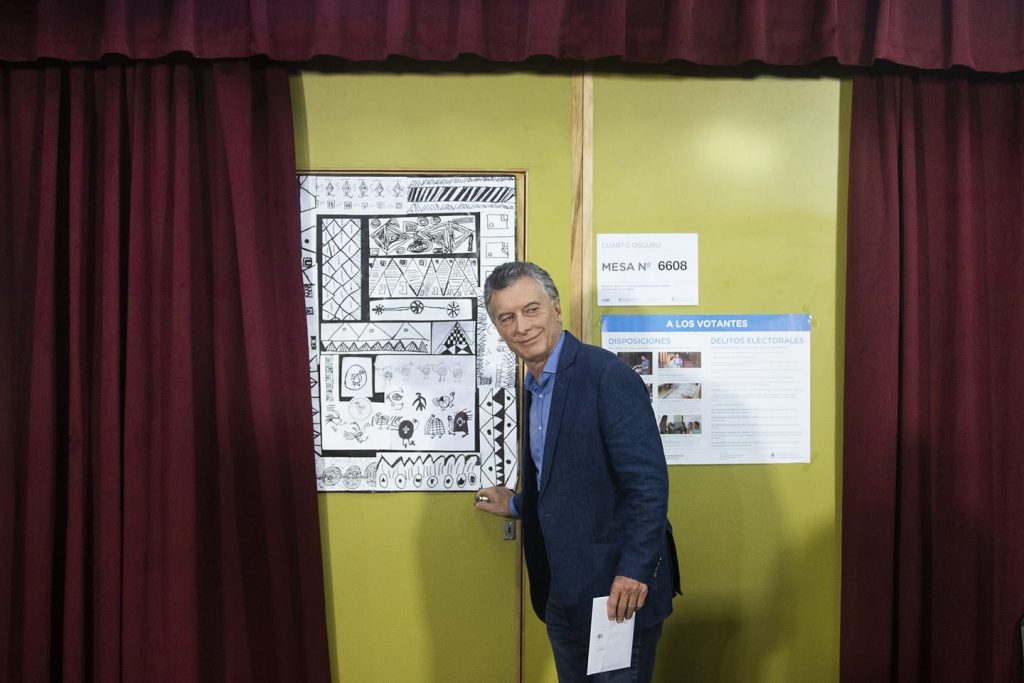 Se van, se van, se van Se cierra el telón