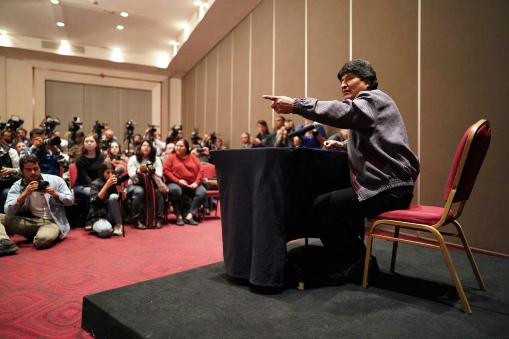Evo Morales Ayma: “El mundo entero está viendo cómo es dar un Golpe de Estado” Evo conferencia 1
