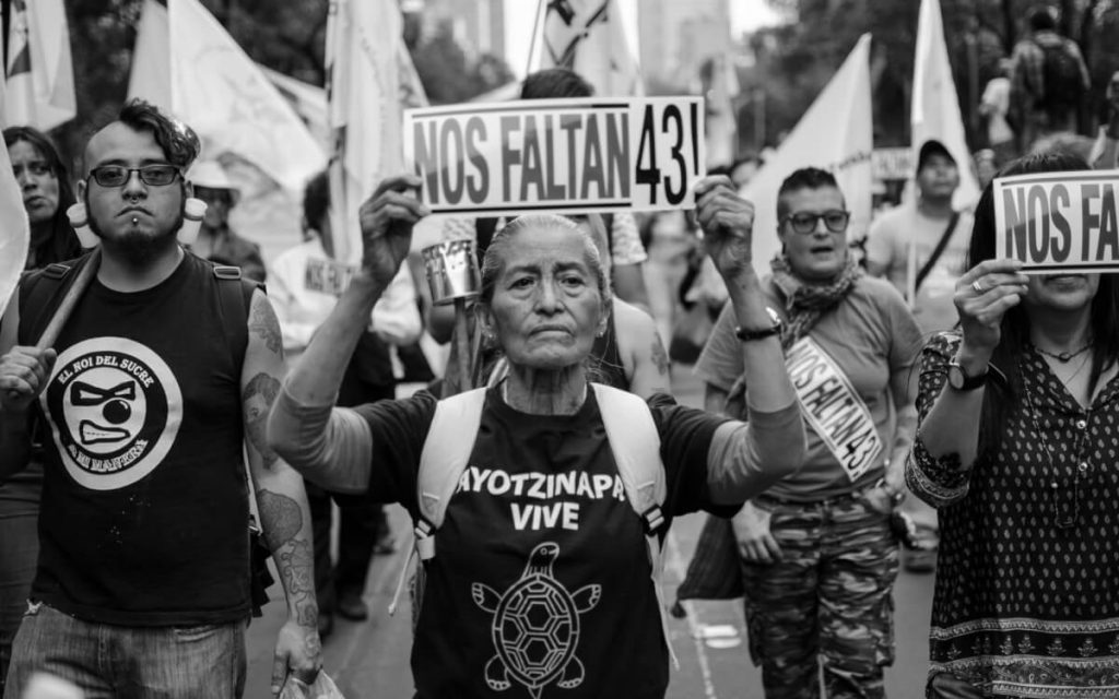 Ayotzinapa: una historia de inicios Aytozinapa Vive