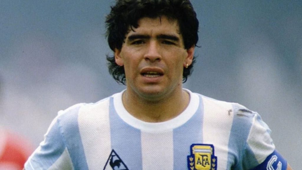¿Por qué queremos tanto al Diego si somos feministas? diego-maradona-798942