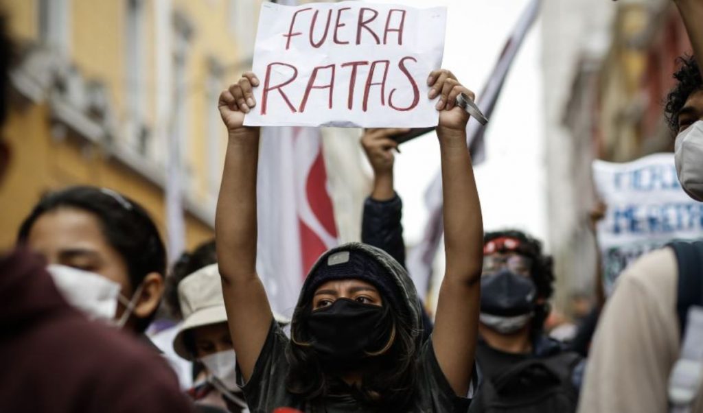 Feministas en primera línea: testimonios de las desactivadoras de bombas lacrimógenas T4JGACETFVBY7NBSO3TVCHM7BY