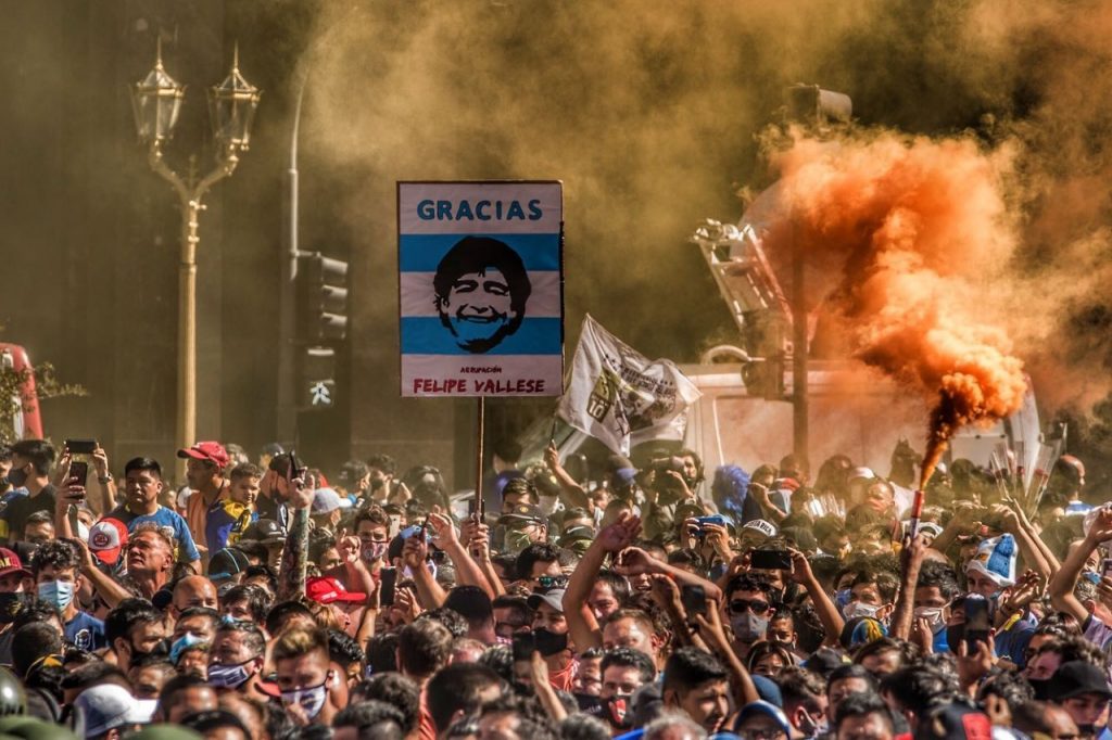 Yo me muero como viví