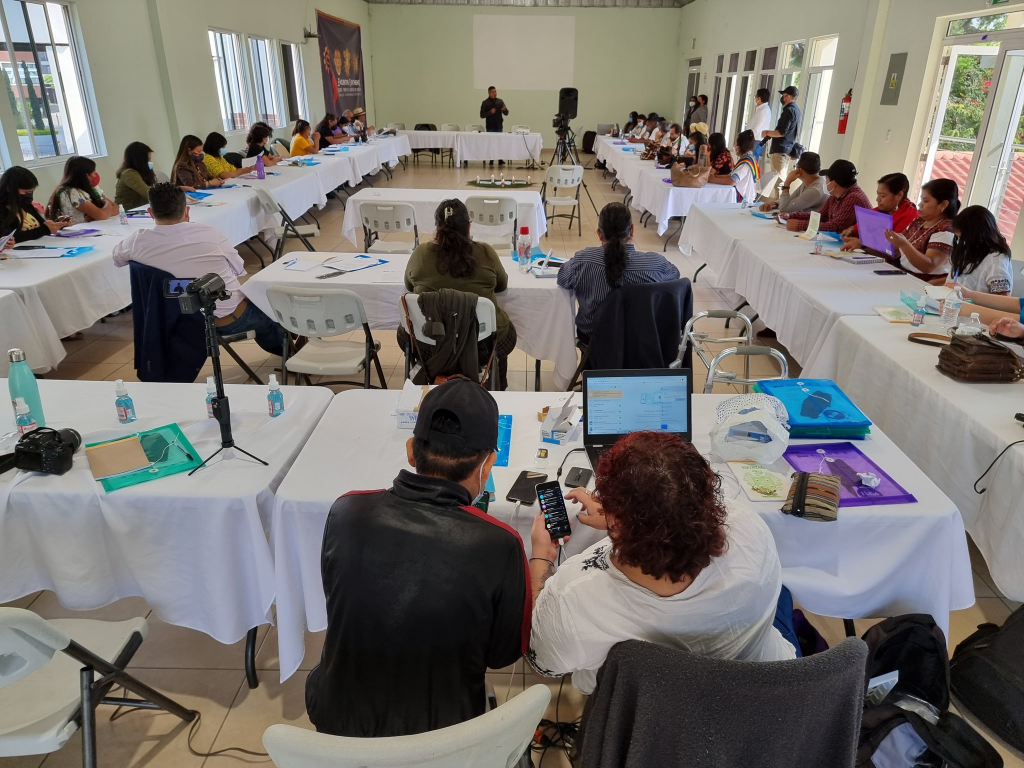 Guatemala: Encuentro continental contra la persecución a periodistas comunitarios photo5131906807260883370