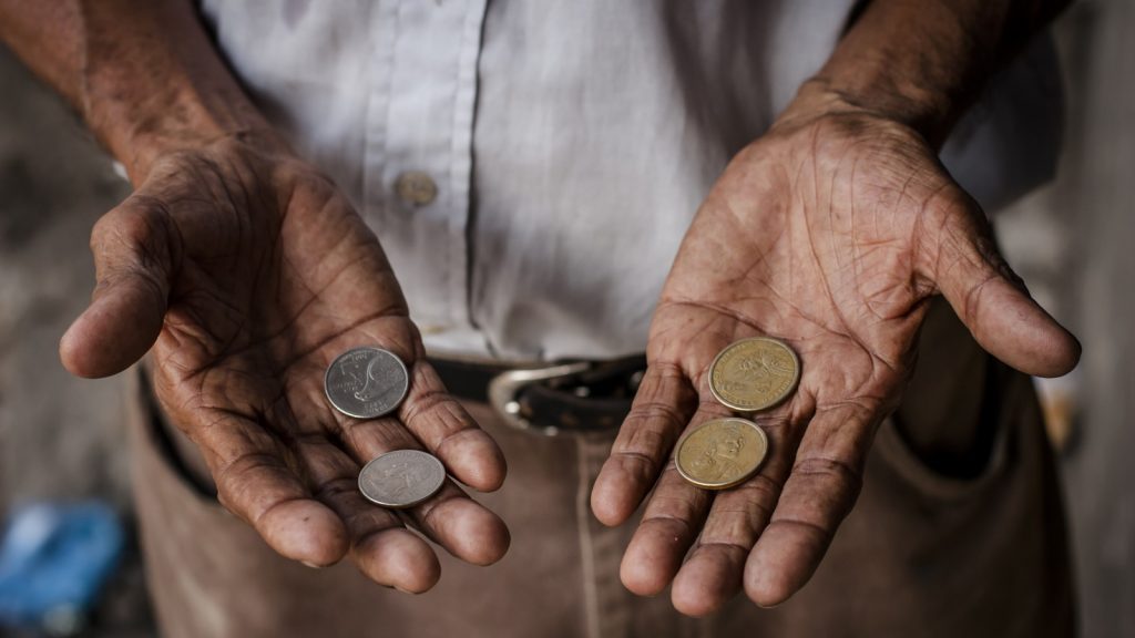 Lorena Valle Cuellar: “La dolarización en El Salvador no cumplió sus promesas” WhatsApp Image 2023-09-18 at 11.01.51